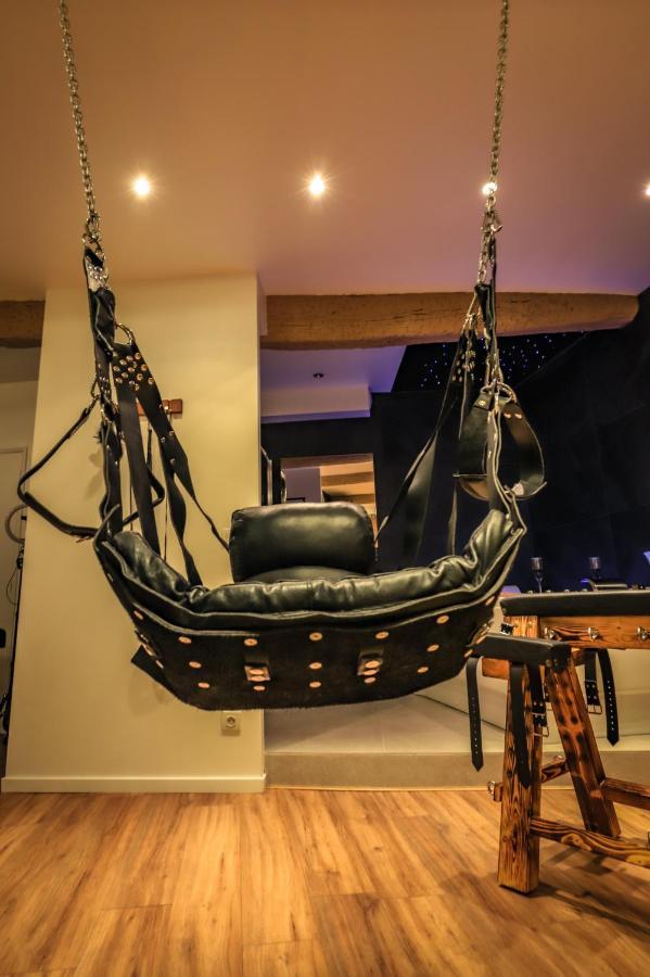 La Loveroom Bdsm Grassoise 